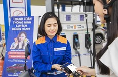 Visa et Petrolimex coopèrent pour promouvoir l'achat de carburants avec la carte sans contact Visa