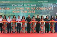 Ouverture de l’exposition "Agent orange - Conscience et Justice" à Kon Tum
