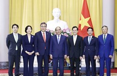 Le président Nguyen Xuan Phuc reçoit le ministre sud-coréen des Affaires étrangères