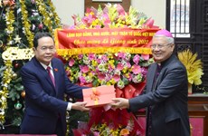 Le diocèse de Dà Nang et la Mission chrétienne comblés de vœux de Noël