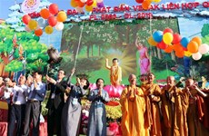 Célébration du 2563e anniversaire de la naissance du Bouddha à Ho Chi Minh-Ville