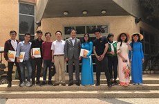 Remise de diplômes à des étudiants vietnamiens en Israël