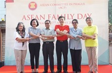Célébration de la Journée de la famille de l'ASEAN en République tchèque 