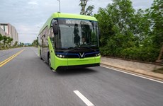 Premier modèle de bus électrique testé au Vietnam