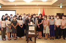 Les Vietnamiens au Japon soutiennent leur pays ancestral dans la lutte anti-COVID-19