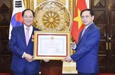 L’ambassadeur de République de Corée au Vienam à l'honneur