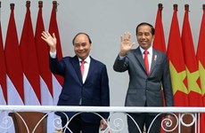 Cérémonie d’accueil officielle du président Nguyen Xuan Phuc en Indonésie