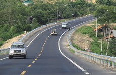Le Premier ministre demande d’accélérer la mise en œuvre des projets routiers clés