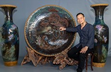 Un artisan céramiste vietnamien établit deux nouveaux records Guinness