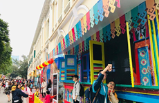 Le festival de Singapour 2019 s'ouvre au centre-ville de Hanoi