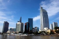 DBS Bank: le Vietnam peut dépasser Singapour de manière économique d'ici 2029