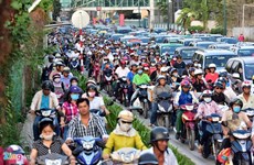Le PM demande de régler le fléau de la congestion du trafic à Hô Chi Minh-Ville 