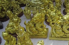 Deux étrangers poursuivis pour contrebande de sept statues en or
