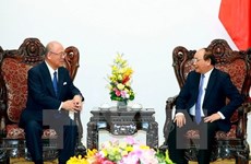 Nguyen Xuan Phuc reçoit le conseiller spécial de l'Alliance parlementaire d'amitié Japon-Vietnam