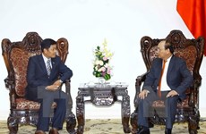 Le PM Nguyên Xuân Phuc reçoit l’ambassadeur du Myanmar 