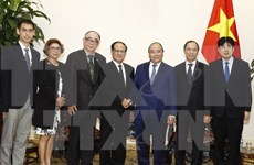Le Premier ministre Nguyên Xuân Phuc reçoit le secrétaire général de l’ASEAN