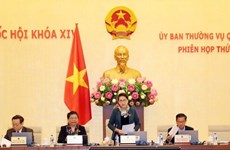 Le Comité permanent de l’Assemblée nationale se réunit à Hanoi