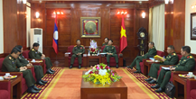 Le Vietnam et le Laos renforcent la coopération militaire