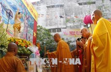Célébration de l’anniversaire de Bouddha dans diverses localités