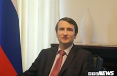 Le ministre conseiller de l'Ambassade russe au Vietnam présente les préparatifs de World Cup 2018