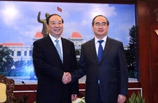 Le responsable de Ho Chi Minh-Ville reçoit une délégation du Parti communiste chinois