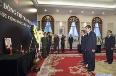 Cérémonies en mémoire du président Tran Dai Quang dans plusieurs pays