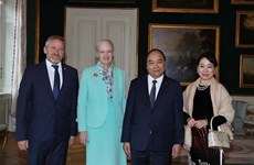 Le Premier ministre Nguyên Xuân Phuc rencontre la reine danoise