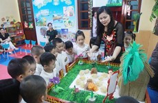 Le Vietnam adopte un projet pour un développement complet de l’enfant