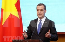 Le Premier ministre russe termine sa visite officielle au Vietnam