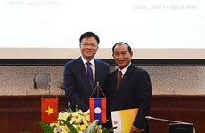 Le Vietnam et le Laos renforcent leur coopération judiciaire