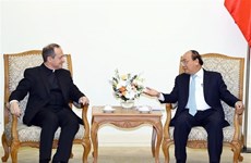 Le PM Nguyen Xuan Phuc reçoit une délégation du Saint-Siège