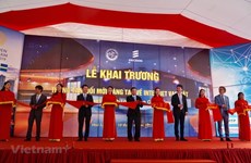 Inauguration d’un centre d’innovation pour l’Internet des Objets à Hanoï