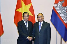 Le Premier ministre reçoit des dirigeants laotiens et cambodgiens