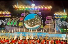 Le Festival maritime de Nha Trang haut en couleurs
