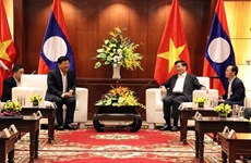 Le Premier ministre lao Thongloun Sisoulith se rend à Dà Nang
