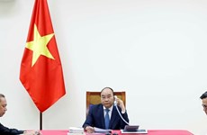 Les PM vietnamien et japonais tiennent un entretien téléphonique