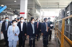 Le président de l’AN sud-coréenne visite des entreprises à Dông Nai