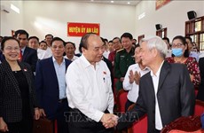 Le PM Nguyên Xuân Phuc rencontre l’électorat de Hai Phong