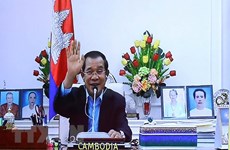 Le PM du Cambodge félicite le Vietnam pour son organisation du 37e sommet de l'ASEAN