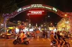 Une nouvelle rue piétonne attirante à Hô Chi Minh-Ville