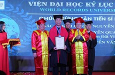  Un Vietnamien promu Docteur honoris causa de la World Records University
