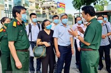 COVID-19 : un vice-ministre de la Santé rend visite à l’hôpital de campagne de Cu Chi