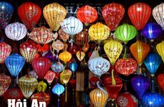 Toute la lumière sur les lampions de la vieille ville de Hôi An