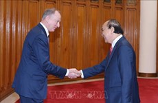 Le Premier ministre Nguyên Xuân Phuc reçoit le général russe Nikolaï Patrouchev