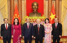 Cérémonie de transfert de fonctions entre ancien et nouveau présidents vietnamiens