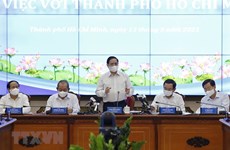 Le Premier ministre Pham Minh Chinh travaille avec Ho Chi Minh-Ville