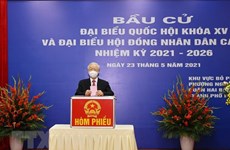 Le leader du Parti vote dans l’arrondissement de Hai Ba Trung à Hanoi