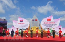 Binh Phuoc : des ouvrages commémorant le processus de salut national du PM cambodgien Hun Sen