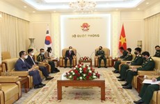 Le Vietnam renforce ses liens de défense avec la République de Corée et l'Inde