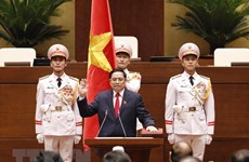 Le Premier ministre cambodgien Hun Sen félicite son homologue vietnamien Pham Minh Chinh